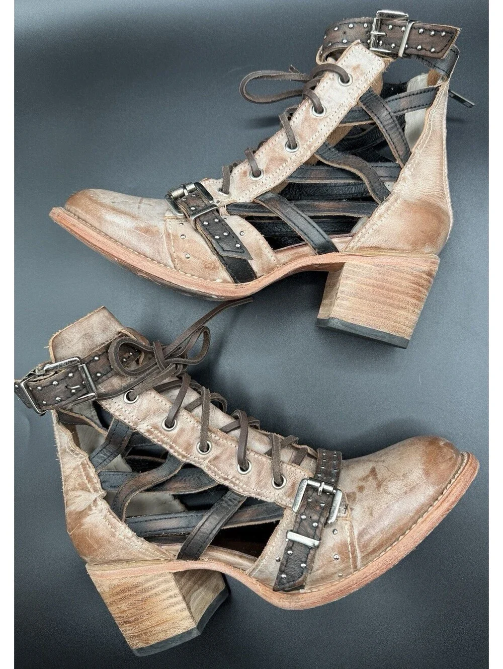 Freebird Steven Cheyenne Boots 9 Brown Leather Lace Up Distressed Studs Boho